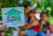 Se você tem filhos, fique de olho na frequência escolar deles: o Bolsa Família depende disso.