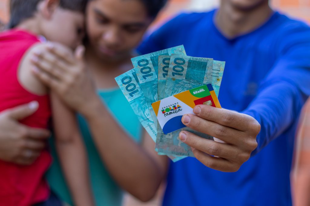 Ainda não sabe se vai receber o Bolsa Família em 2025? Garanta seu benefício!