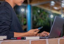 Os estudantes poderão ter acesso à parcela do Pé-de-Meia Licenciaturas, que começa este ano.