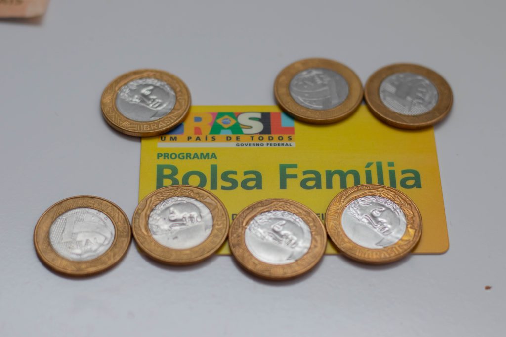 Bolsa Família.