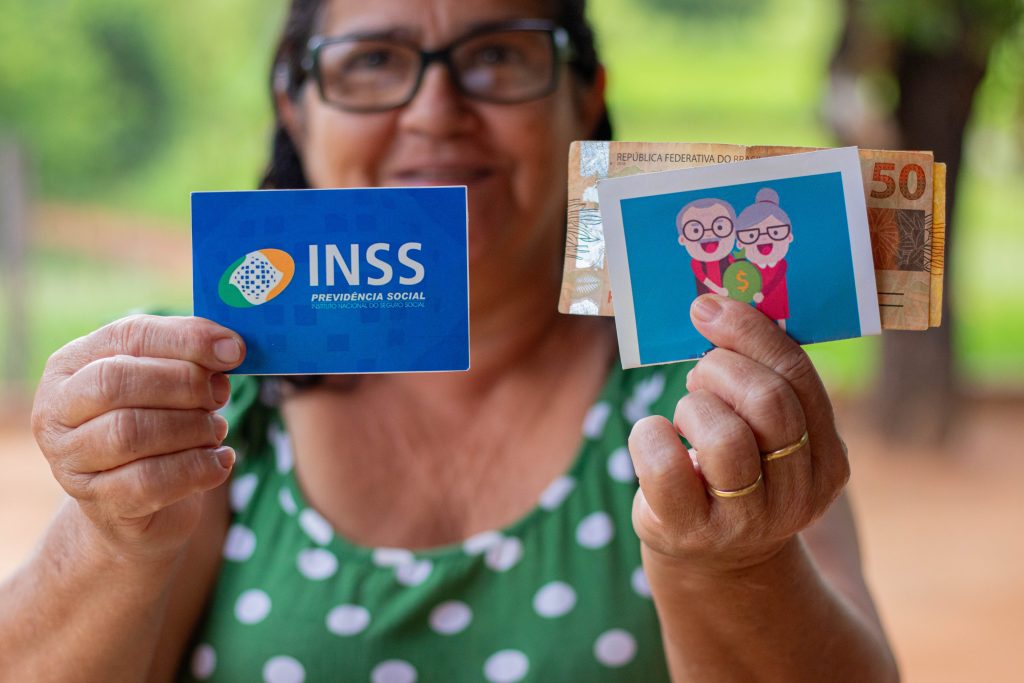 O INSS vai realizar um pente-fino e os beneficiários devem ficar atentos.