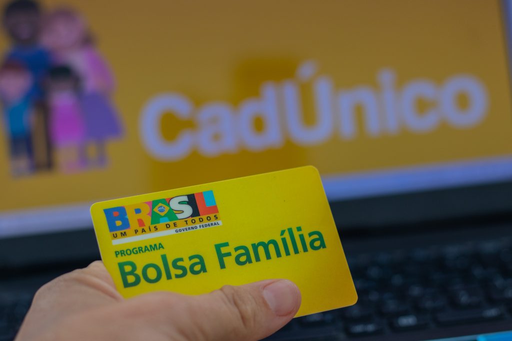 Bolsa Família. 