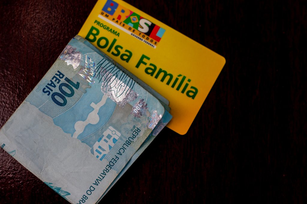 Se você precisa do dinheiro do Bolsa Família mais cedo, veja se existe possibilidade de antecipação.