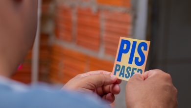 O governo finalmente liberou a consulta ao abono salarial. veja se você recebe.