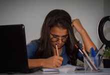 As prefeituras podem liberar em breve o cartão material escolar. Confira.