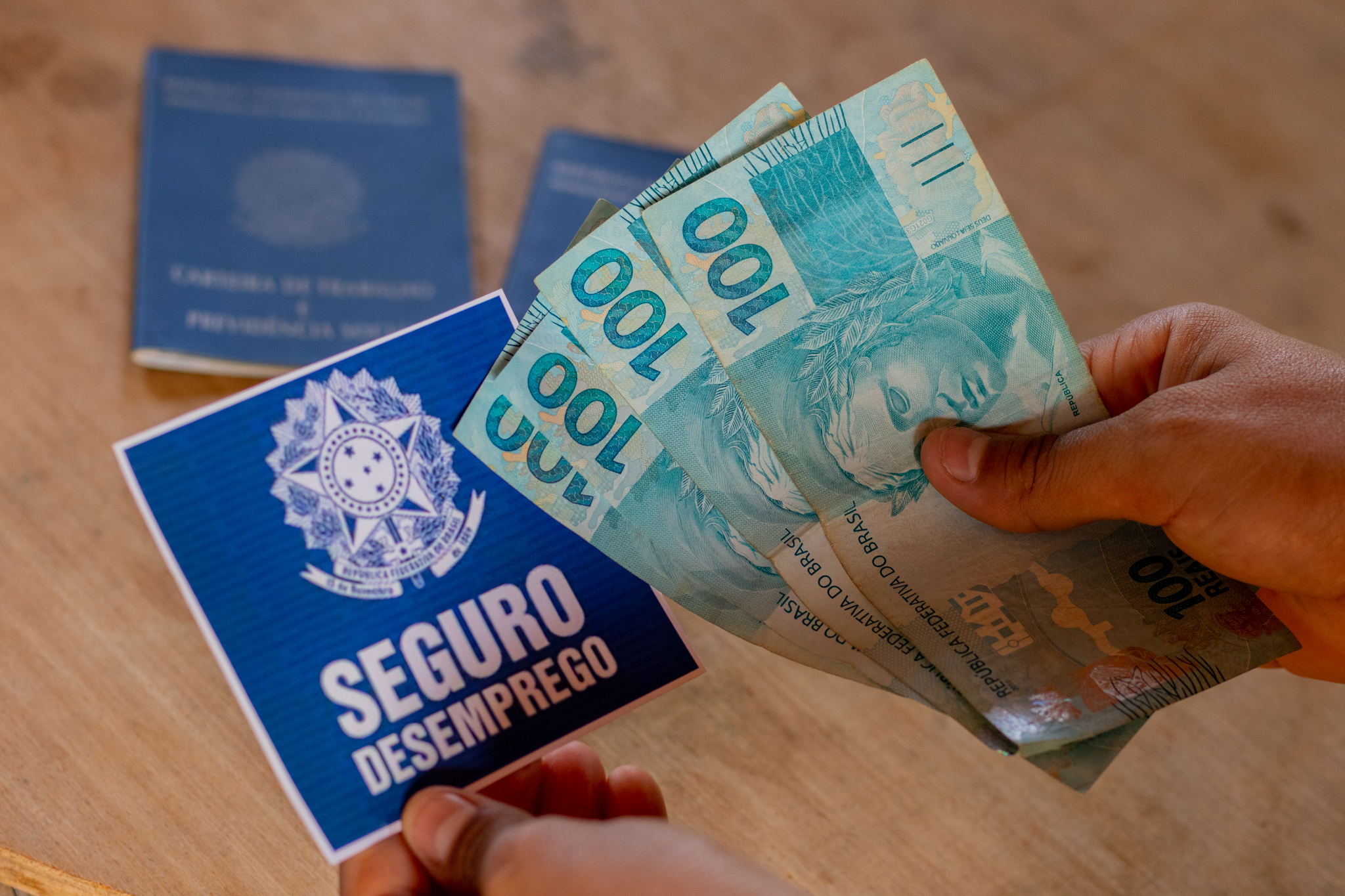 Qual é a sequência correta para dar entrada no seguro-desemprego e FGTS ...