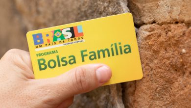Se você é ou quer ser beneficiário do Bolsa Família, entenda o limite de renda.