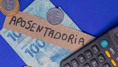 Milhares de beneficiários do INSS poderão ter acesos antecipado ao 13º salário.