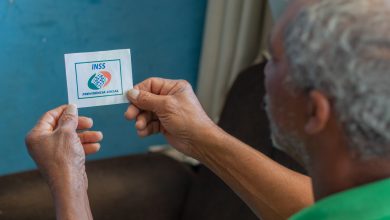 O INSS está com o pagamento da revisão atrasado. Entenda o que fazer.