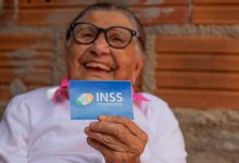 O pagamento do INSS em abril vai acontecer este ano também. Confira como funciona.