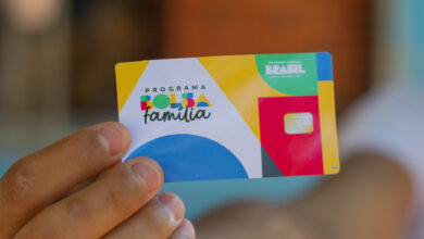 Se você foi alvo do golpe do Bolsa Família, saiba se pode recuperar seu dinheiro.