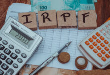 O reembolso da Receita Federal será pago em próximas parcelas para quem pode receber a restituição.