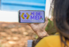 Em maio, o Pé-de-Meia volta a ser pago para milhões de brasileiros. Veja como consultar.