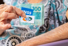 Quem recebeu os descontos indevidos do INSS finalmente poderá ter acesso à devolução dos valores.