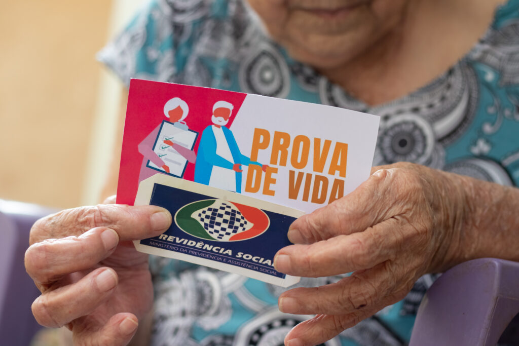 Se você ainda não fez a prova de vida do INSS, fique atento aos prazos.