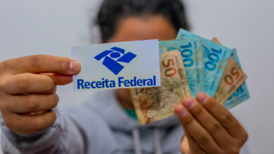A restituição do Imposto de Renda vai começar a ser entregue em breve. Confira.