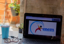 Quem ainda não fez a inscrição do Enem só tem até às 23h59 de hoje.