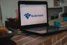 Se sua restituição ficou retida na malha fina, veja como resolver.