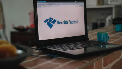 Se sua restituição ficou retida na malha fina, veja como resolver.